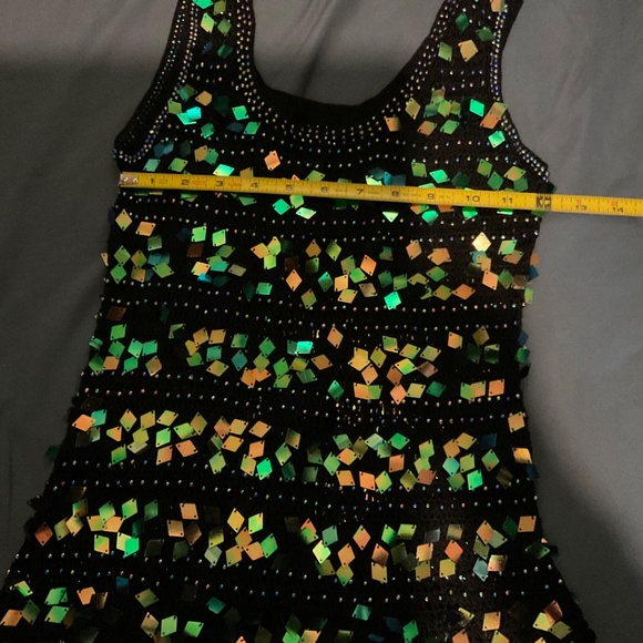 Metallic  shiny tank top  ,, - Picture 4 of 5